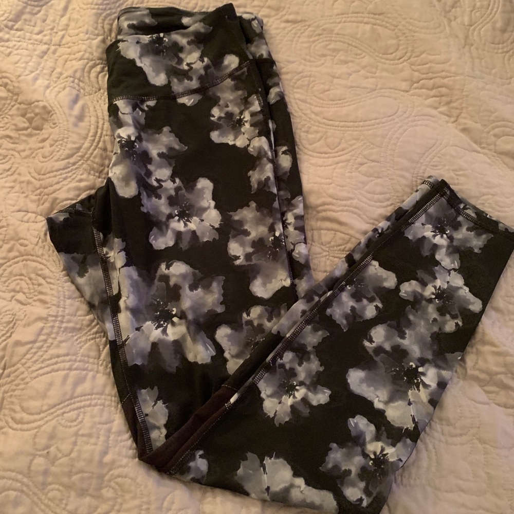 Old Navy Yoga Pants